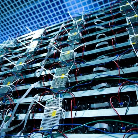 Crypto Mining Perf Metal
